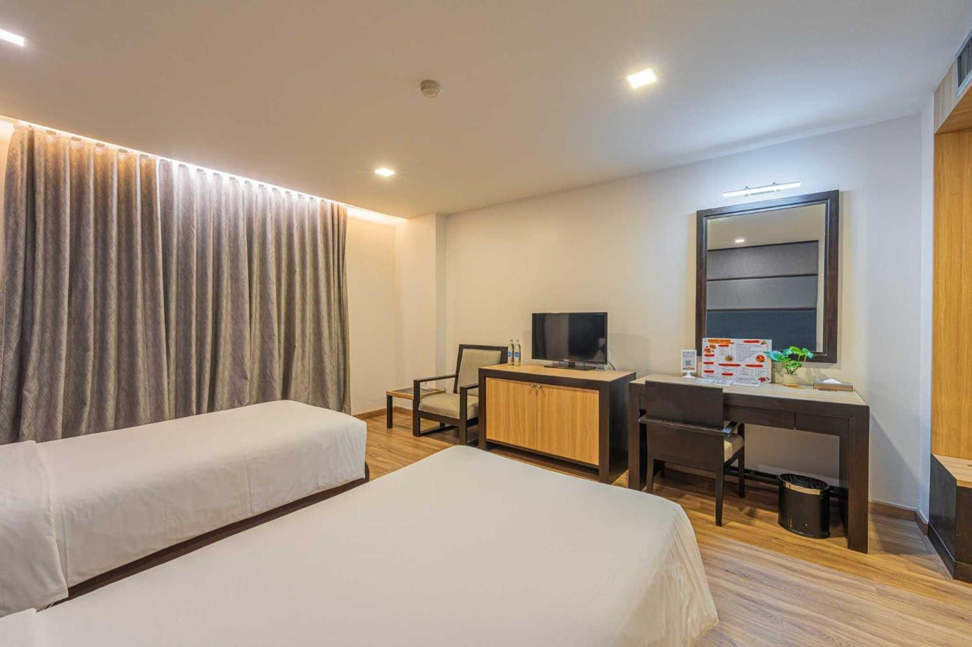 Sunbeam Hotel Pattaya - Sha Extra Plus Екстер'єр фото